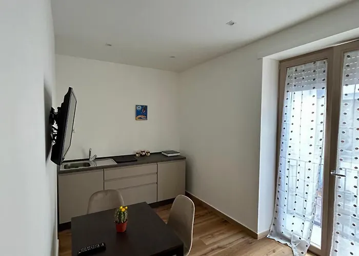 Vomero 14b 나폴리