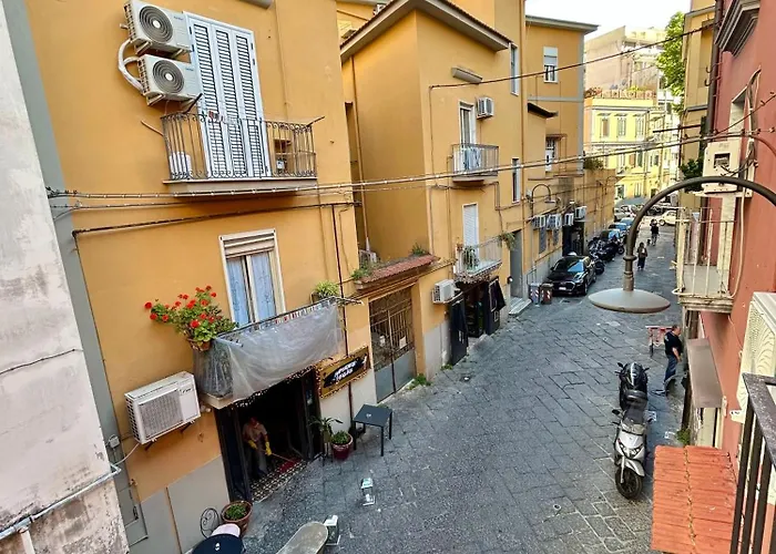 Vomero 14b 나폴리